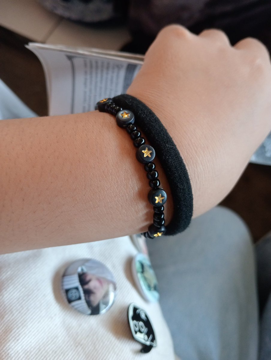 7TH YEAR: ` 𖣂. syan tweet media