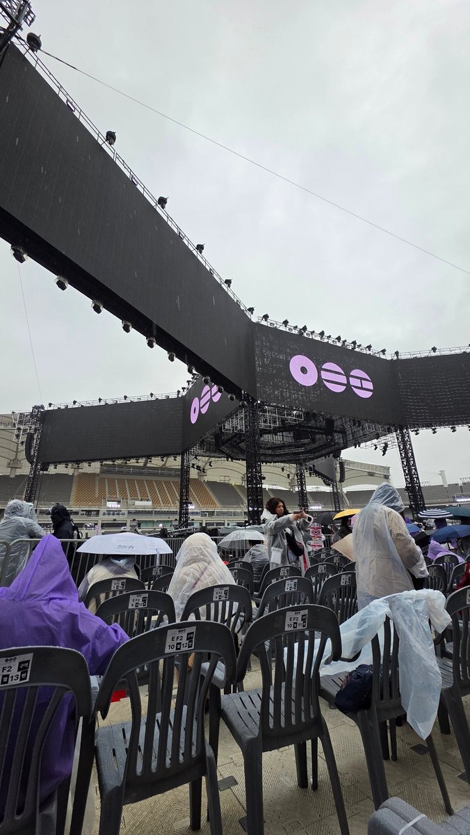 Ozz⁷ ARIRANG 🪭 ⟭⟬E ARE B⟬⟭CK tweet media