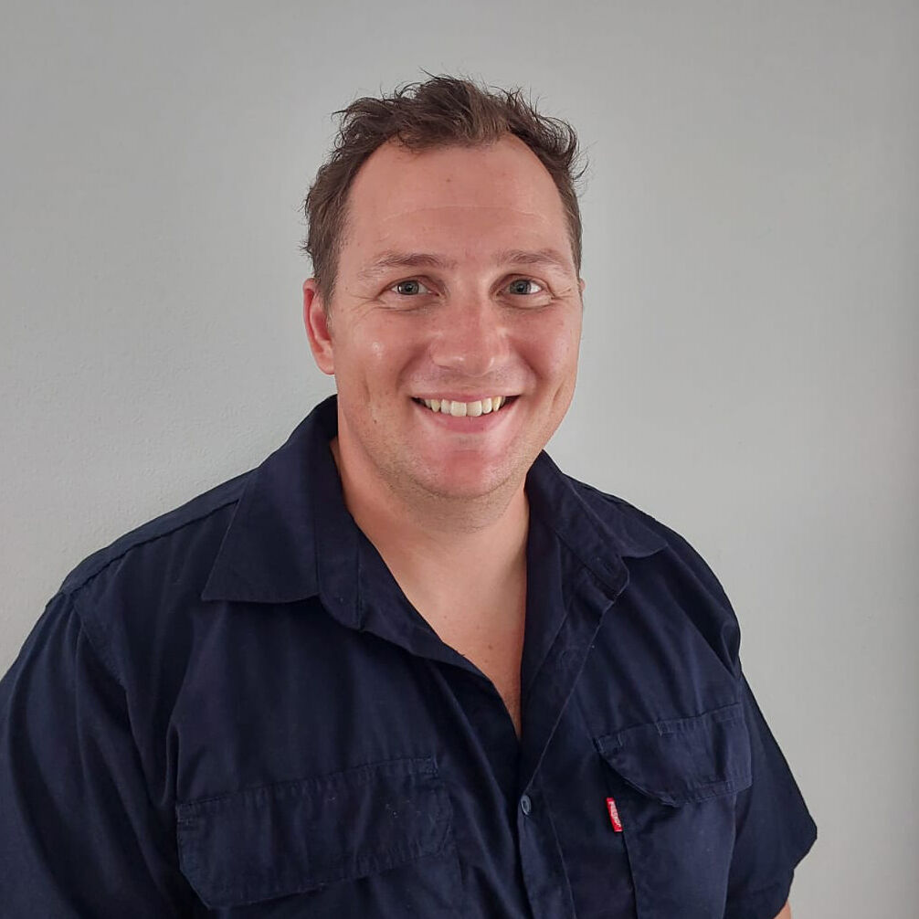 Meet Eon Faure – Hygiene Specialist | Western Cape
For the past 13 years, Eon has had the privilege of working alongside farmers, both locally and internationally, shaping his strong connection to agriculture and the outdoors. 
Please join us in giving him a warm welcome.