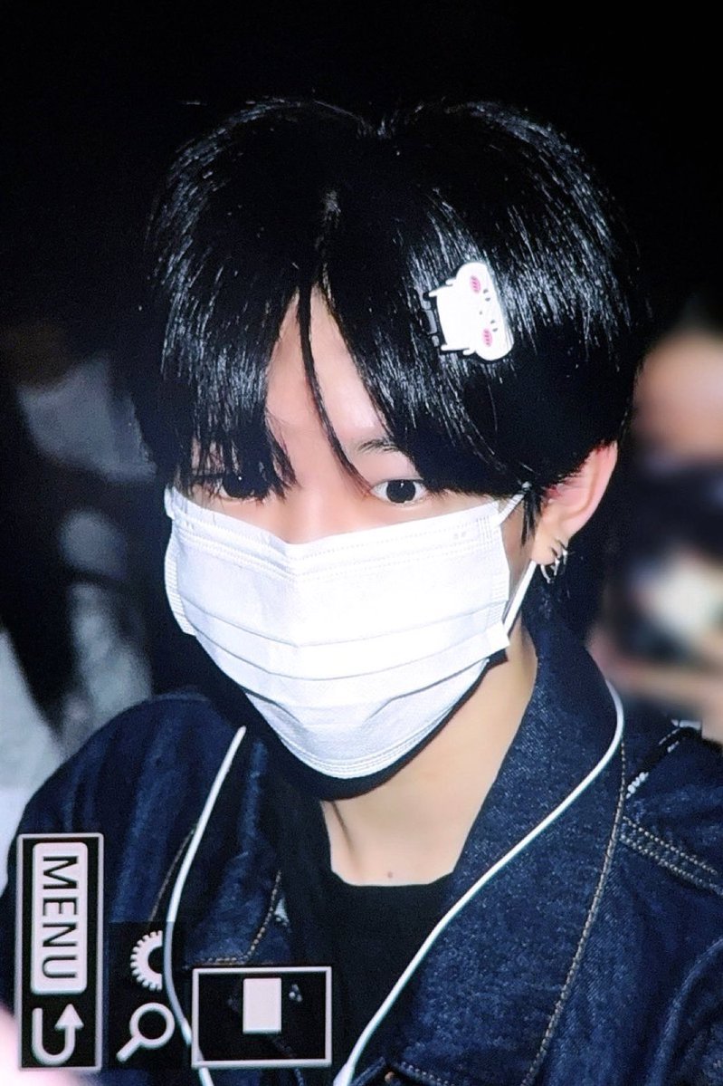 소잡이 tweet media