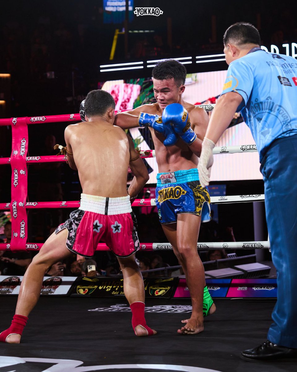 yokkaoboxing's tweet image. Pure action last night at Rajadamnern Stadium 🔥
Yodpeth Oh &amp;amp; Yodpeth Ek take the win on points against the Phan twins 💥
In the second main event, Silvio Sor Sommai 🇫🇷 defeats Pol 🇪🇸after a high-level battle 👊
Muay Thai at its finest.
#muaythai #fight #fighting