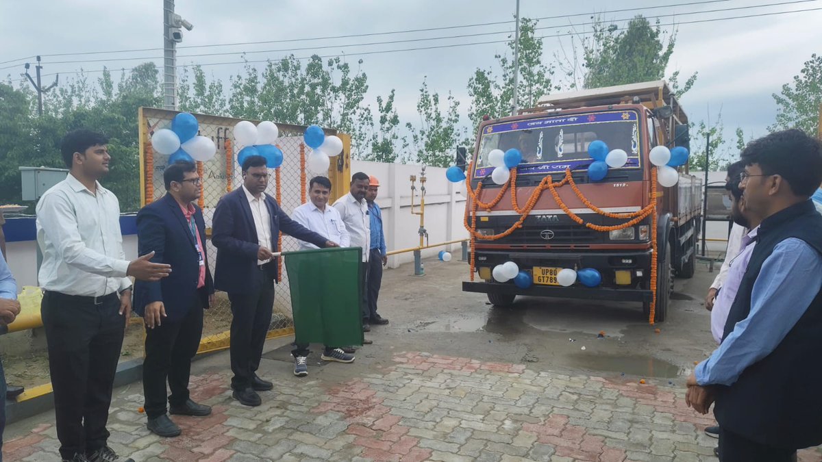 SushildDubey's tweet photo. I’m proud to share that Adorn Infra Energy Pvt. Ltd. (Adorn Energy) has successfully commissioned the Rampur–Baralli GA project and started Natural Gas supply to homes and CNG stations.
#png #naturalgas #cng #pngrb #gas #iocl #gail #hpcl #adornenergy https://t.co/zHy70K6Ijk