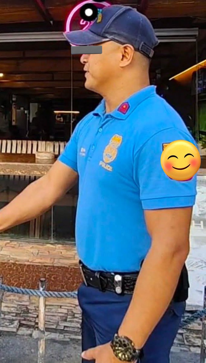 👮‍♂️Commander👮‍♂️ tweet media