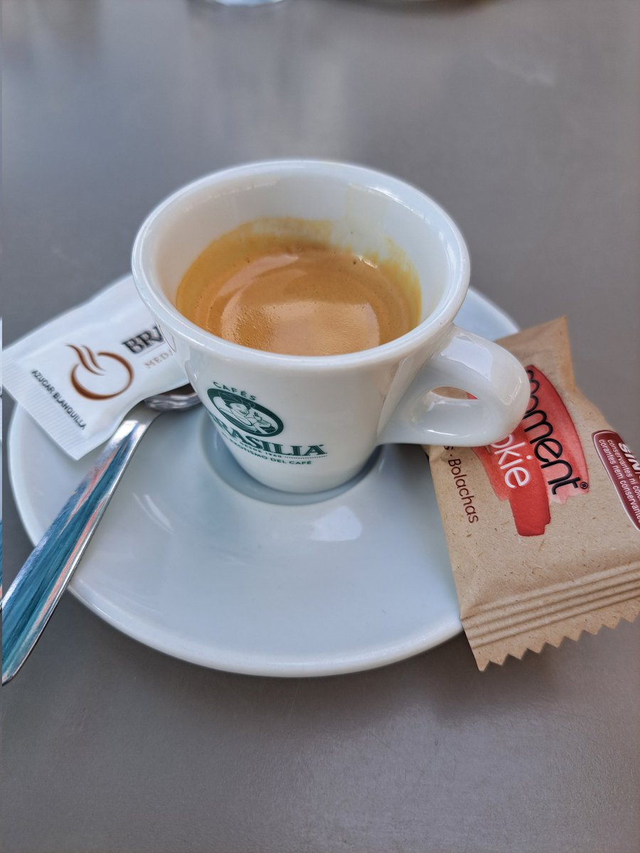 CARLESRIUS's tweet image. Bon dia, dia 
Un #cafè?
#CoffeeTime #Coffeemorning
#CoffeeLovers #Coffee