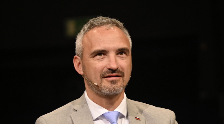 Dejan Škvarč tweet media