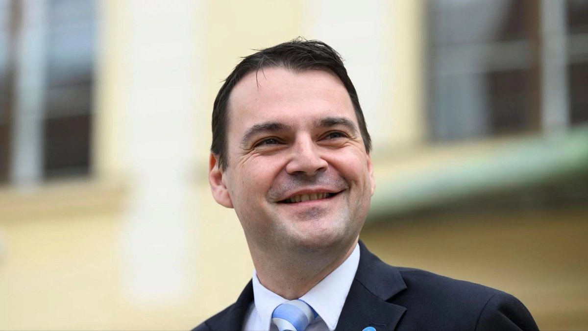 Petr Novotný tweet media