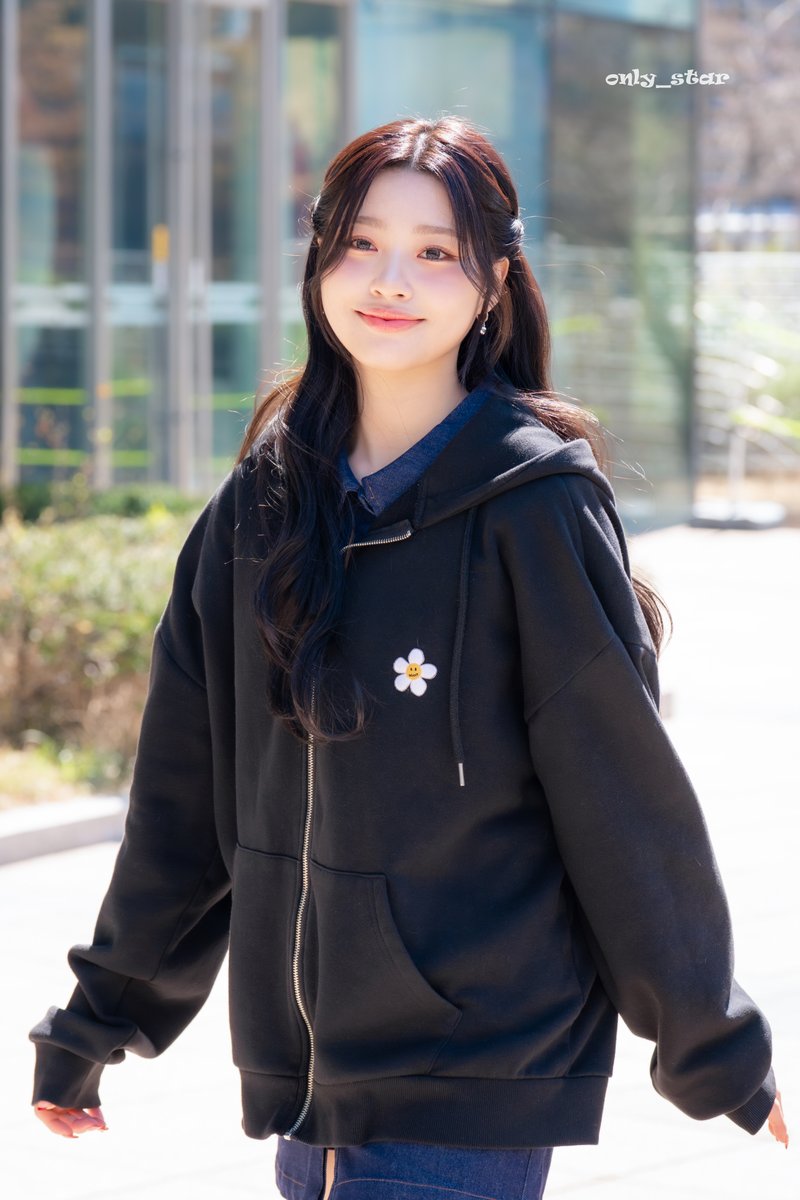 only_star tweet media