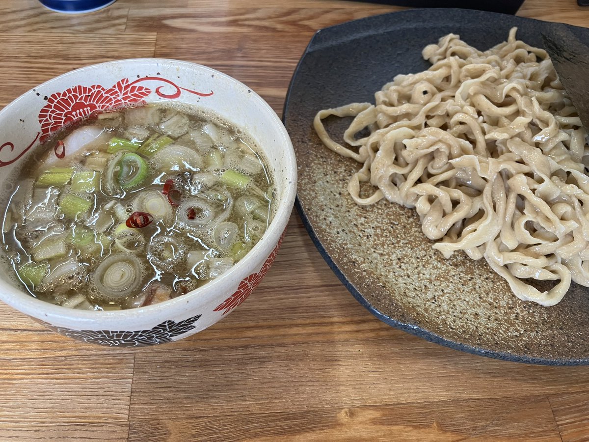 かがり/Kagarin@M3春あ-15b 例大祭い13b tweet media