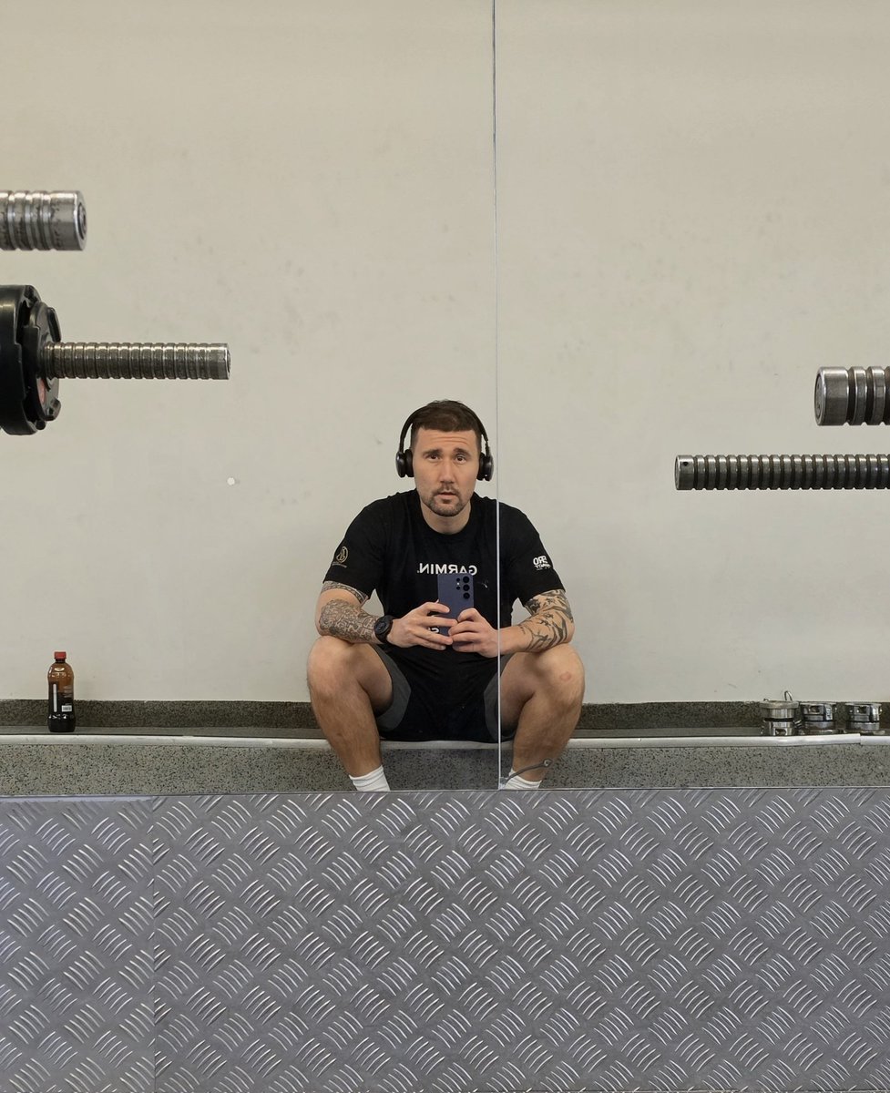 хозяин подвала tweet media