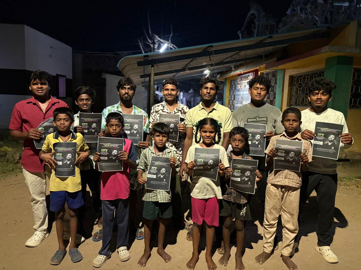 AAFAOnline's tweet photo. Icon star Allu Arjun's birthday celebrations have been marked with a special event today. As per the directives of TAMILNADU ALLU ARJUN FANS ASSOCIATION (State committee),a program was organized to create awareness about HPV vaccination in Kodiyur Village,Palacode Taluk, Dharmapuri Dist

#AAFASupportsHPVDrive
#HPVVaccine
#CervicalCancerAwareness
#SwasthNariViksitBharat