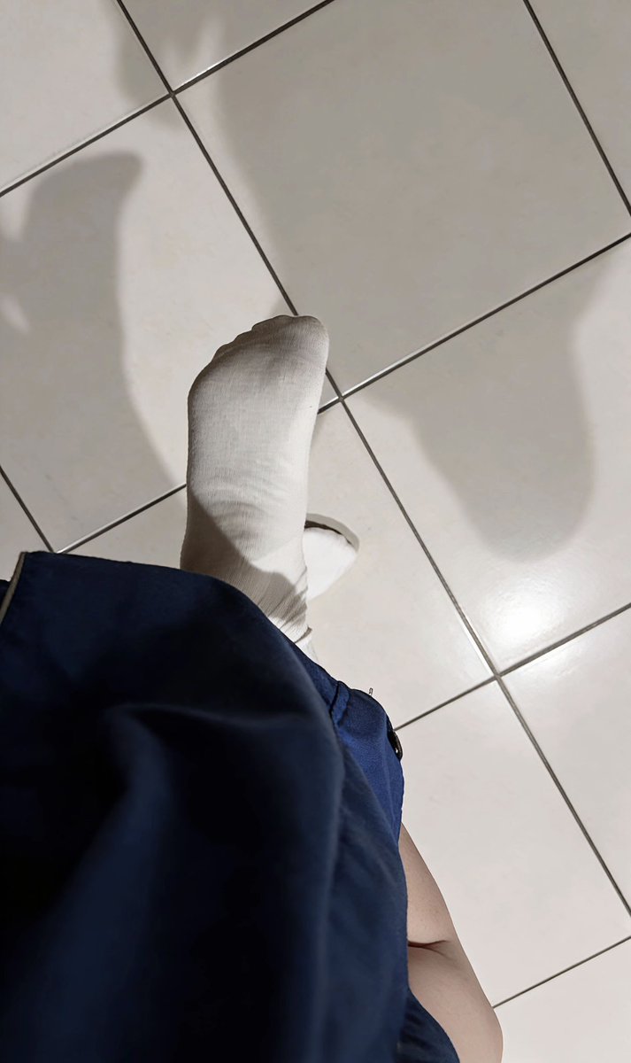 小芷 cosplay tweet media