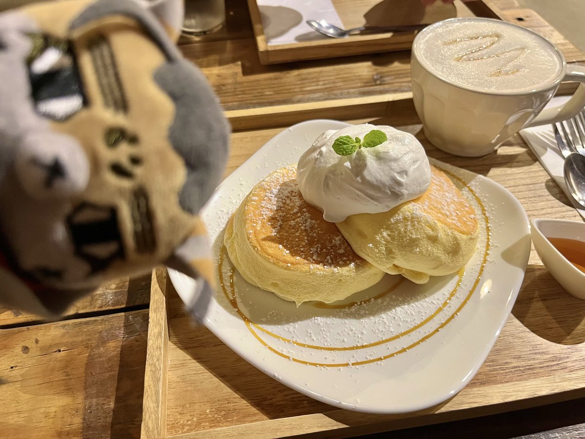 へなちょこ tweet media