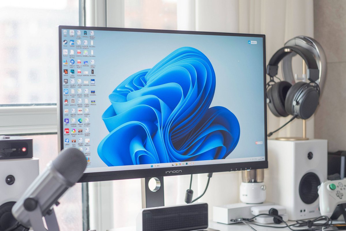 Renate tweet media