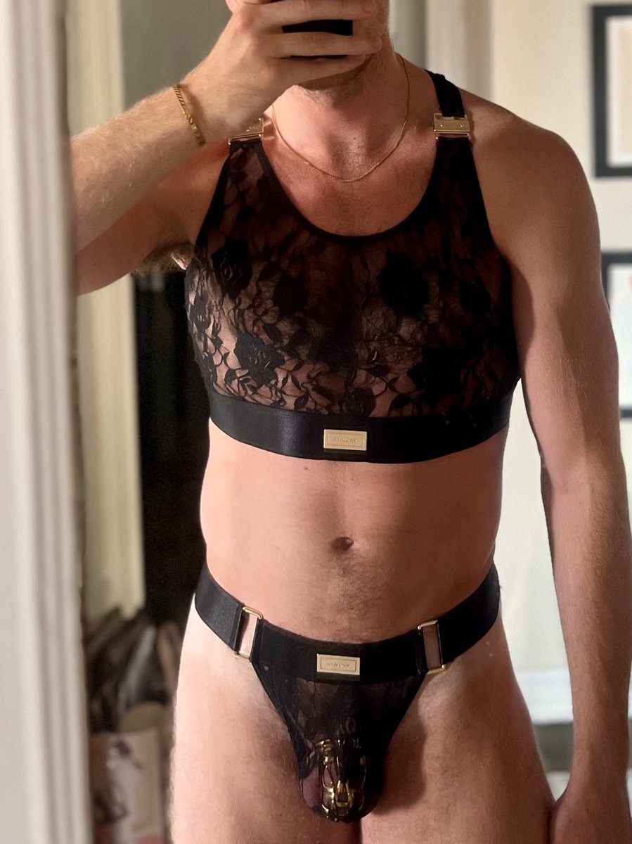 Caged Froot tweet media