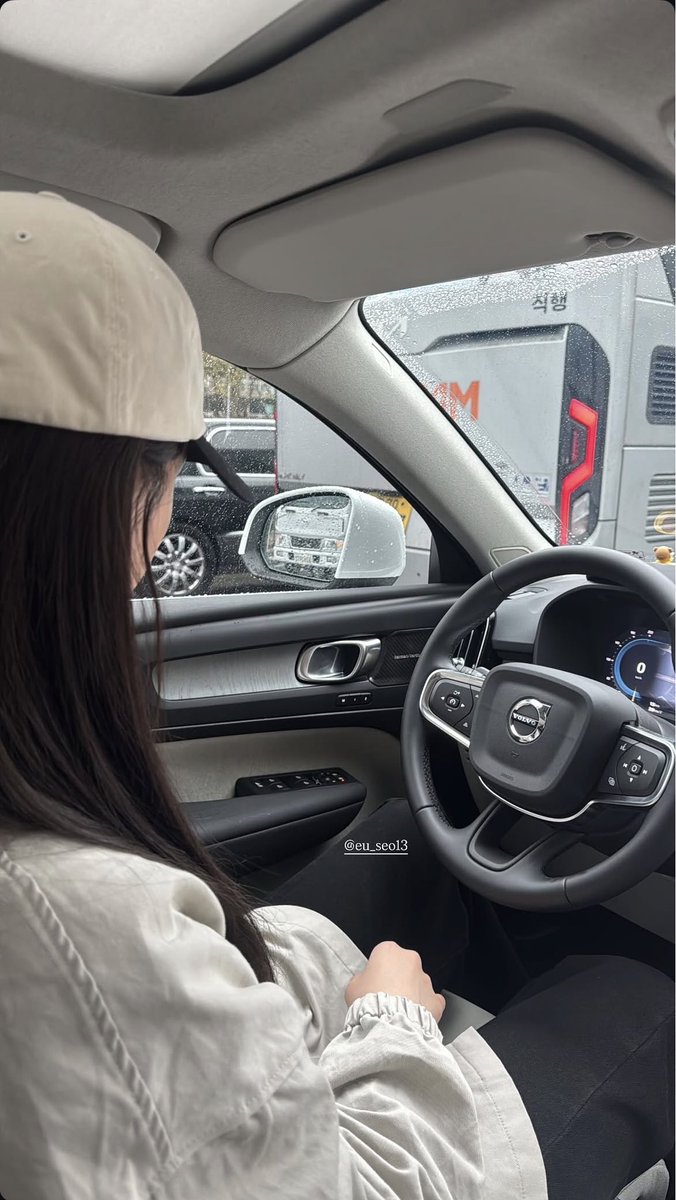 긍서¹³ tweet media