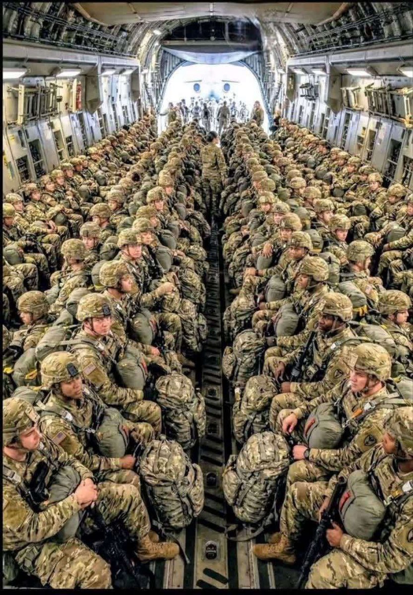 KhodaTaibe58979's tweet image. این همه لشکر امده به عشق مردن امده

#EpicFail 
#شکست_آمریکا