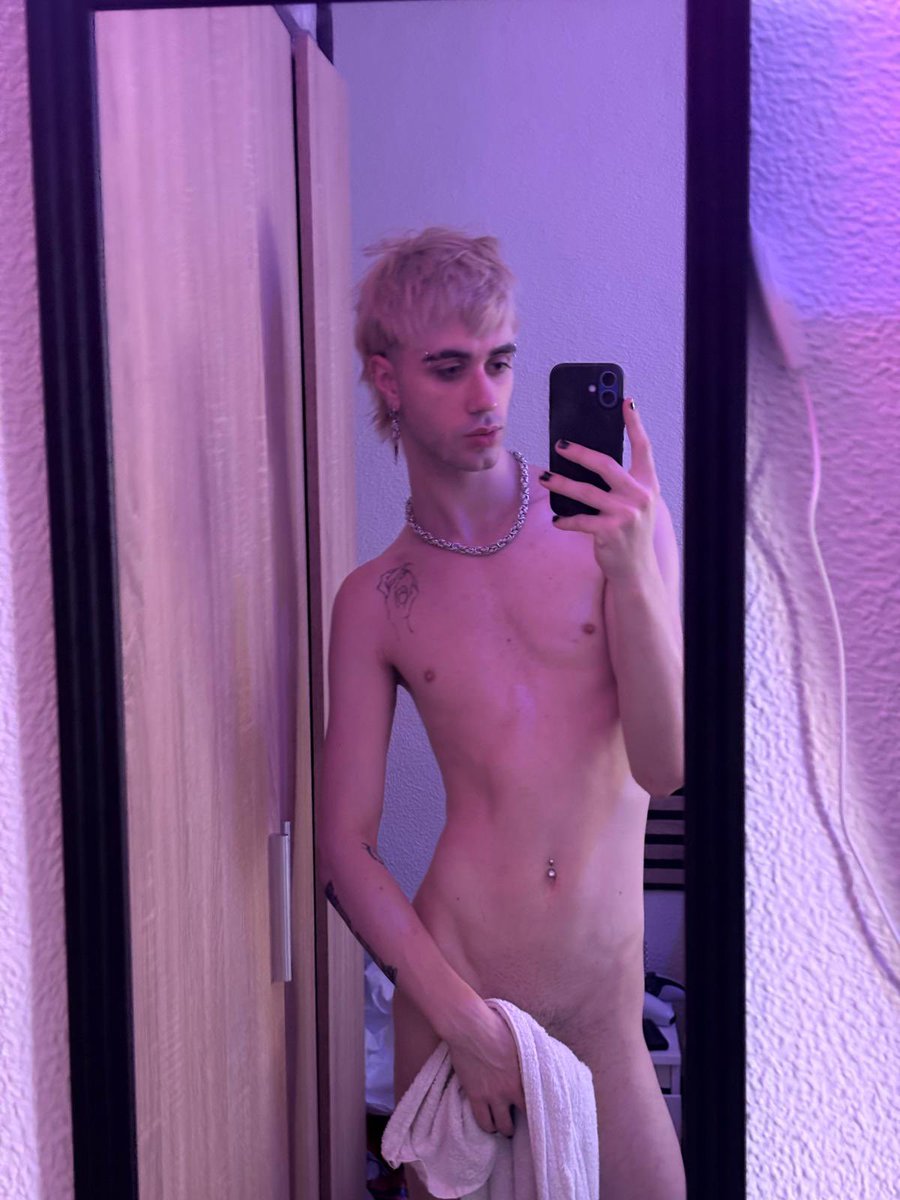 SkylerXcess tweet media