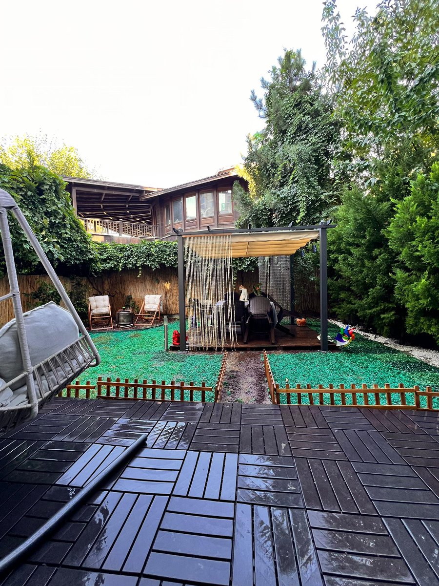 Tugceviiik tweet media