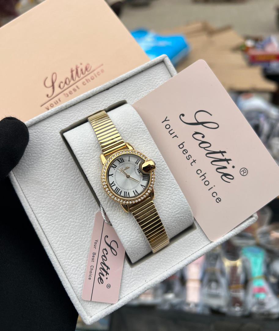 oluwateniola 💕 tweet media