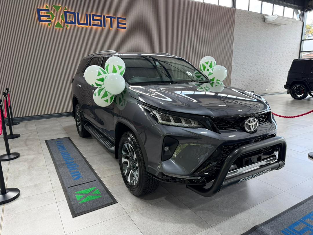 sir_wicknell. tweet media