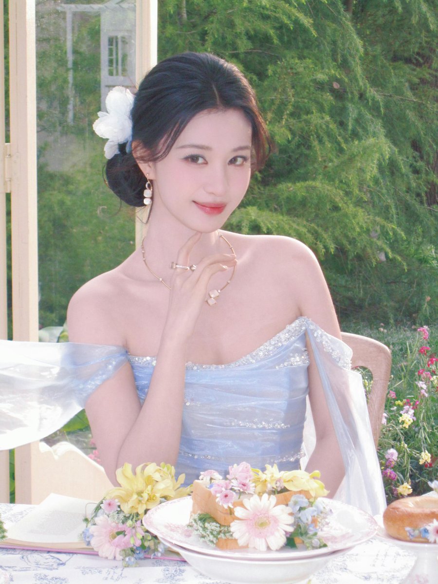 wangchuranfan's tweet photo. Wang Churan Xiaohongshu update Blue Blue Blue 王楚然小紅書Chuan話會 #王楚然 #王楚然北美後援會 #wangchuran #小紅書 #BlueBlueBlue https://t.co/9r6TS1DDpJ