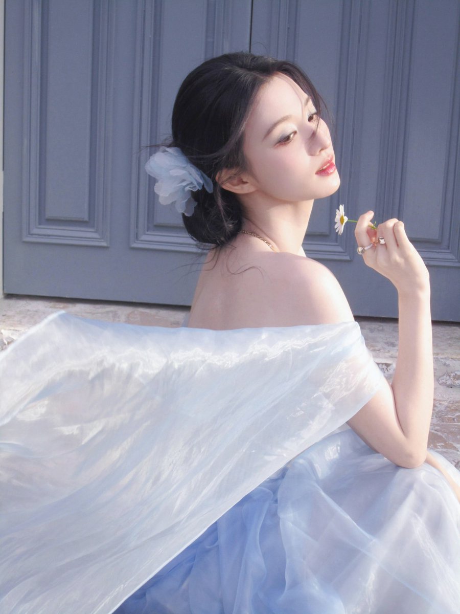 wangchuranfan's tweet photo. Wang Churan Xiaohongshu update Blue Blue Blue 王楚然小紅書Chuan話會 #王楚然 #王楚然北美後援會 #wangchuran #小紅書 #BlueBlueBlue https://t.co/9r6TS1DDpJ