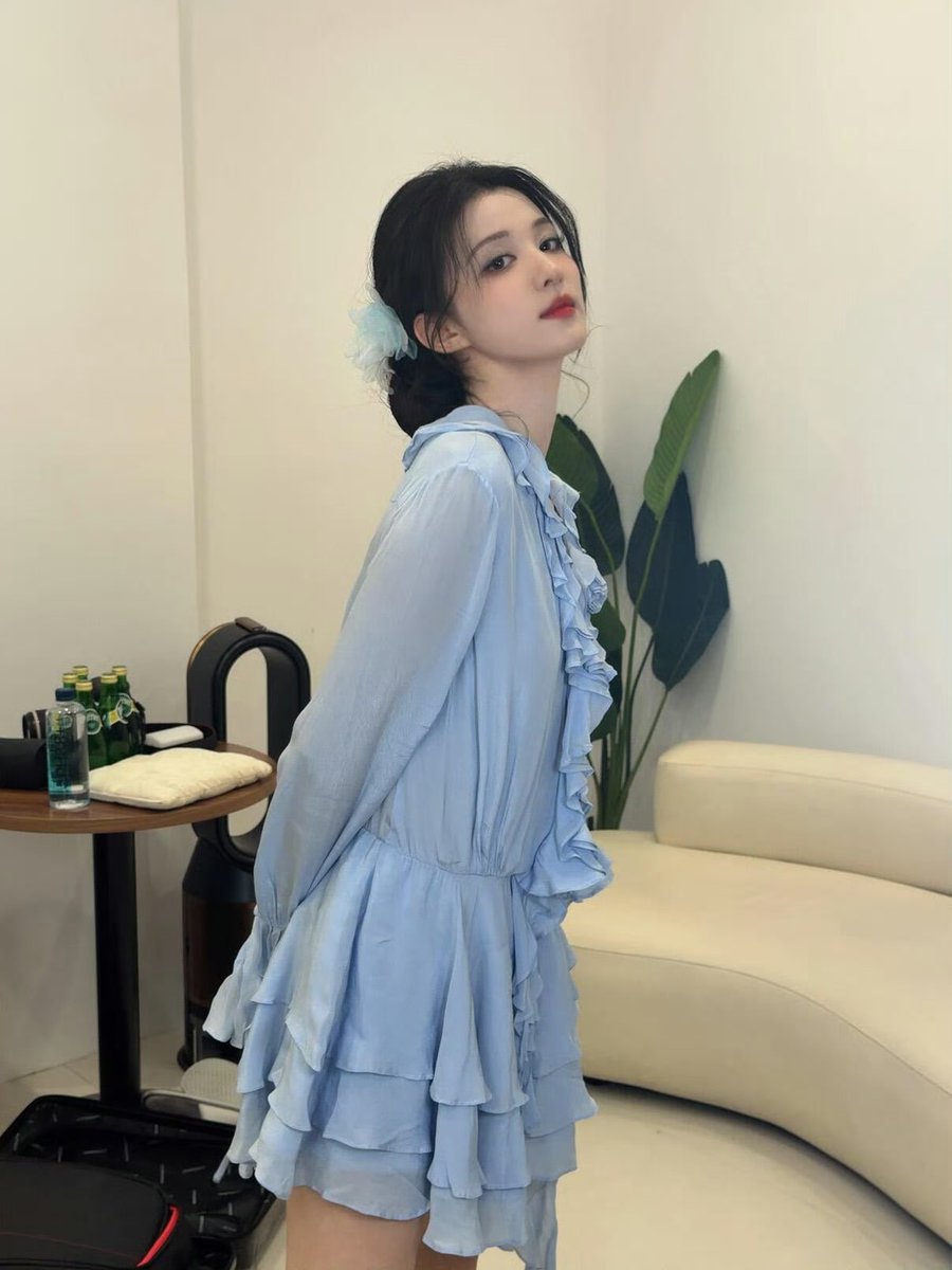 wangchuranfan's tweet photo. Wang Churan Xiaohongshu update Blue Blue Blue 王楚然小紅書Chuan話會 #王楚然 #王楚然北美後援會 #wangchuran #小紅書 #BlueBlueBlue https://t.co/BsoVgoQOKF