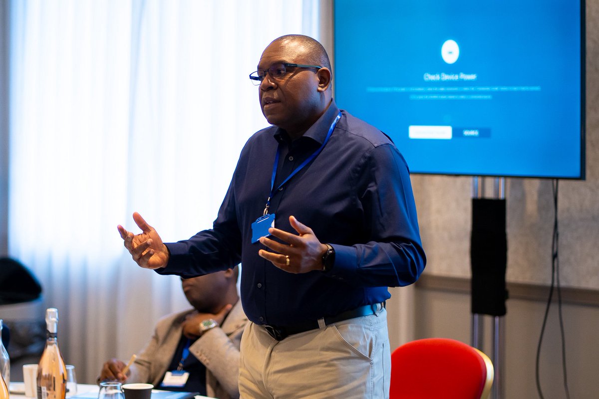 Texem_UK's tweet image. Many organisations are investing in AI. Few are doing it wisely.

The real question isn’t whether to adopt AI, but where it drives real advantage.

Will it improve decisions, strengthen resilience, and deliver measurable value?

#Leadership #Growth #LeadershipDevelopment