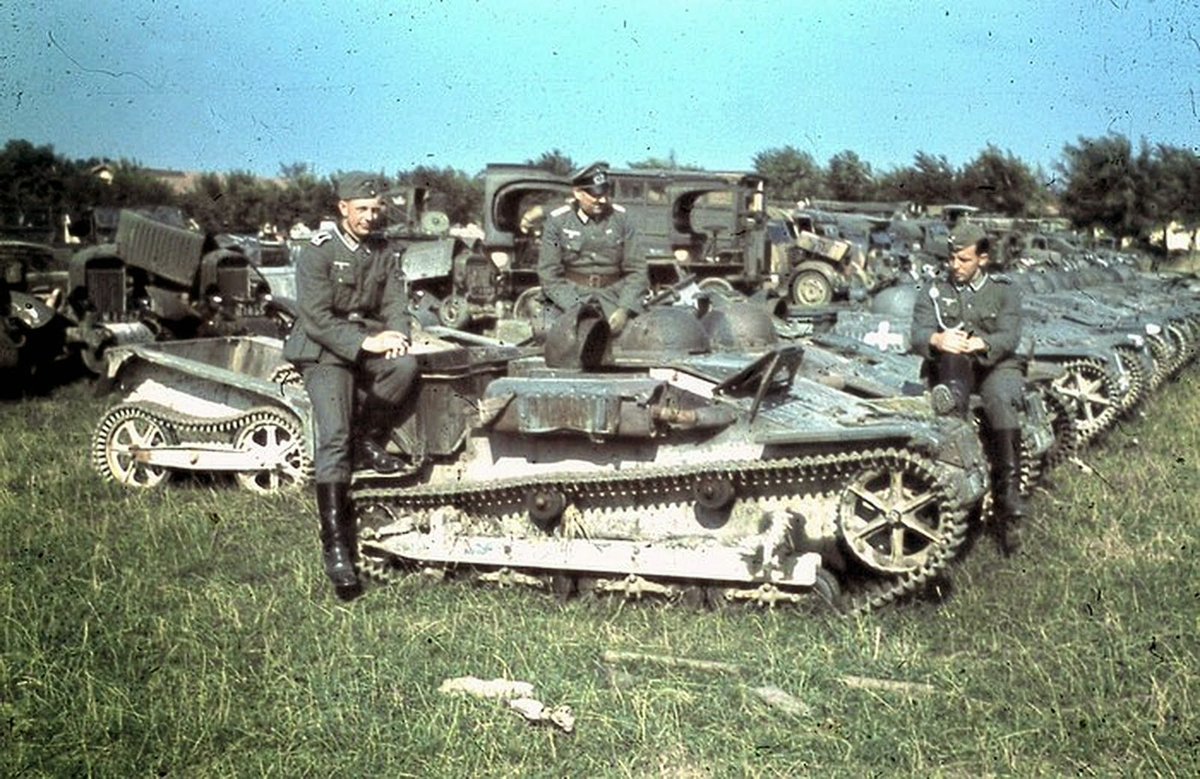 Second World War tweet media