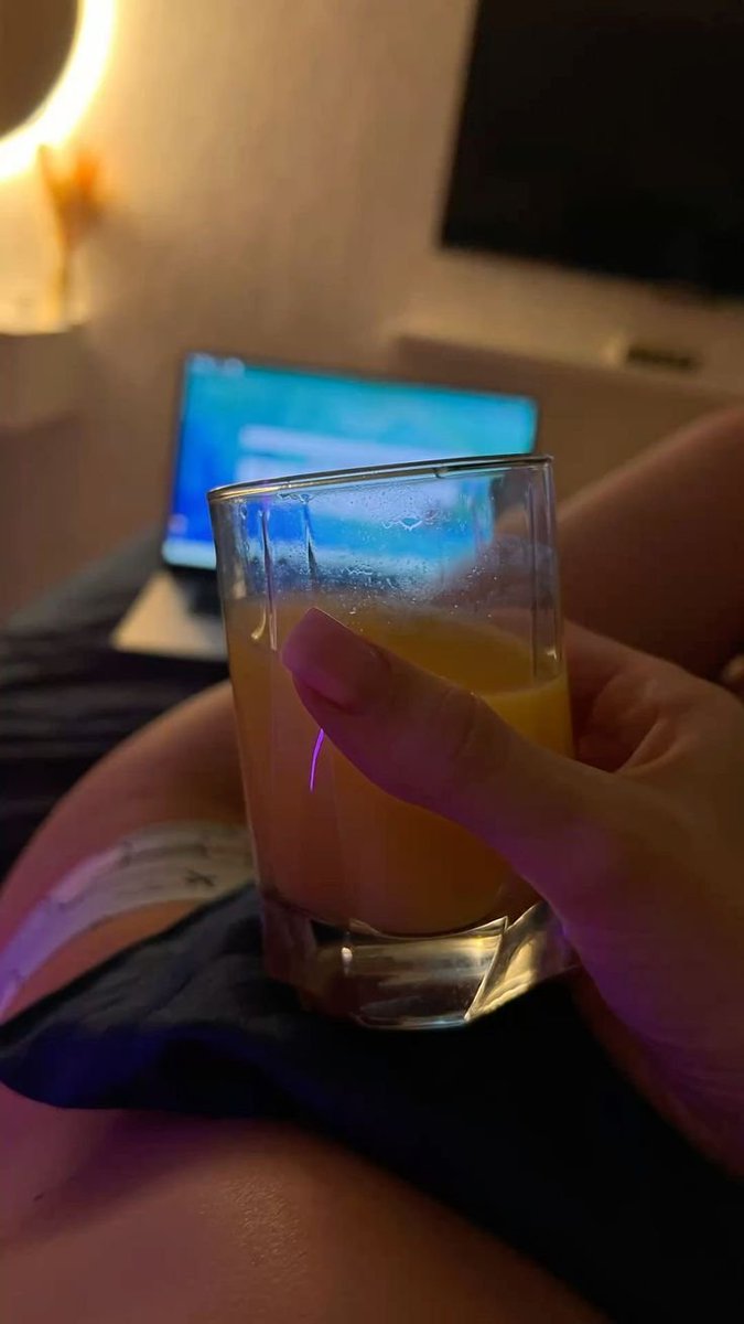 ARIANA_TX_ tweet media