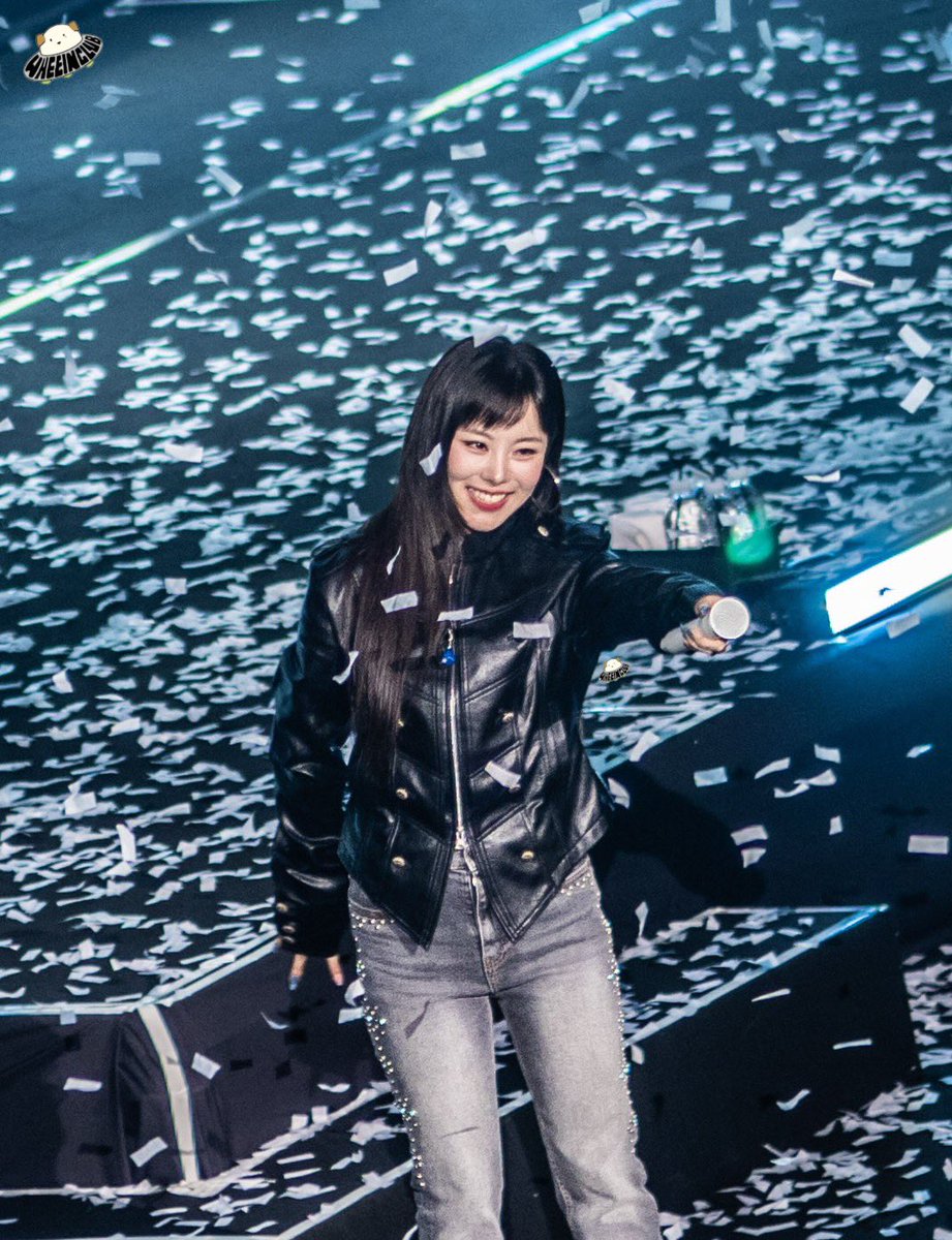 FOCUS✨

#마마무 #MAMAMOO #휘인 #WheeIn