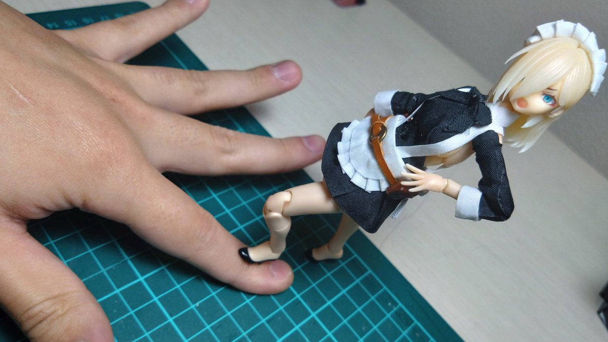 我々の業界ではご褒美です！
#手が写ってる模型を載せよう