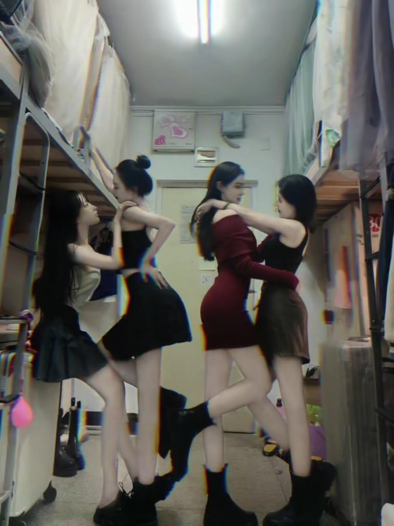 馋馋吖头 tweet media