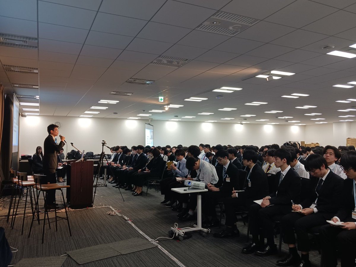 KEN_TG314's tweet photo. 今日の新卒研修は先輩社員の講話。
入社4年目の先輩社員に来てもらって、新入社員に自分の経験を話していただきました！
仕事の手を止めて来て頂いたお礼に焼肉ランチ！！

#大成技研 #新卒 #研修 #先輩 #経験談 #焼肉 #ランチ #秋葉原 #TKP https://t.co/5QylA7Ad78