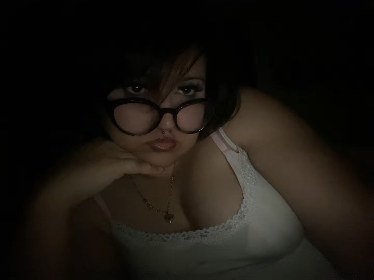 bea ˚˖𓍢ִ໋🦢˚ tweet media