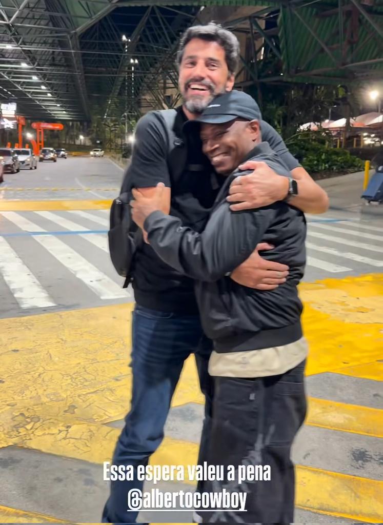 RaquelSunshineS's tweet photo. Cowboy e capetinha amava a resenha deles kkkkkkkk https://t.co/eGoqQPNHDc