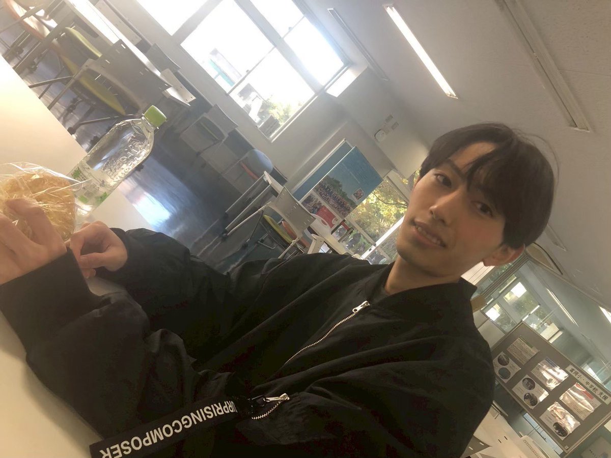 chibabdc's tweet photo. 🌸新2年そうた🌸
飄々としていてマイペース💫時々びっくりするような行動も⁉️

・学部学科
法政経学部

・中高の部活
陸上部バレーボール部

・趣味、好きなもの
ゲーム、ONE OK ROCK

・入って良かったこと
日常で姿勢を気をつけることが増えたこと
猫背直したい人はぜひ来てください！
#春から千葉大 https://t.co/0RgRFHHs8H