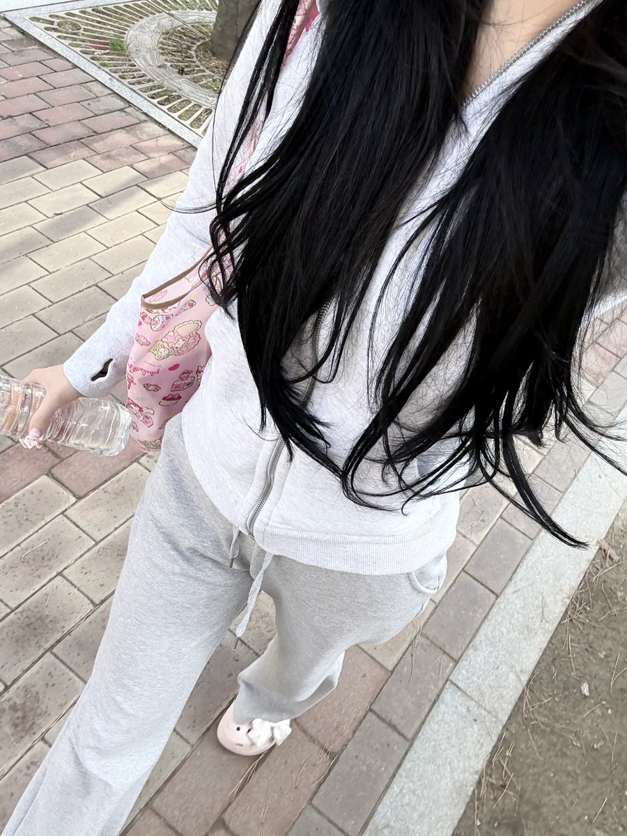 ❕ tweet media