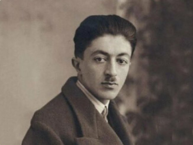 آدورنو tweet media