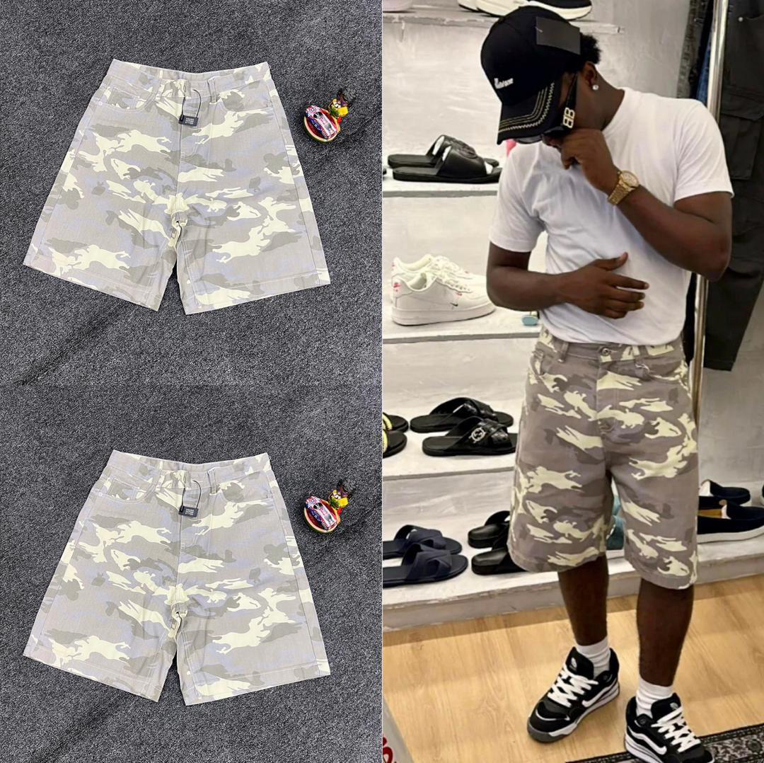 Summerli1576's tweet photo. @CHIZZY_BB I sell male outfits💯 https://t.co/vwTEPpDaex