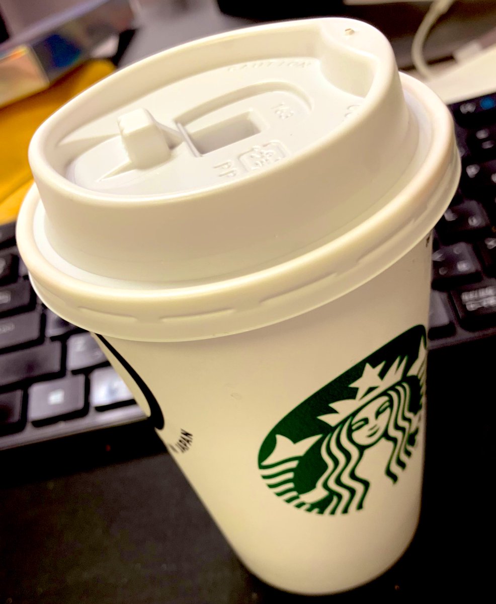 暖かくなってきたので冷たいスタバで艶おやつ