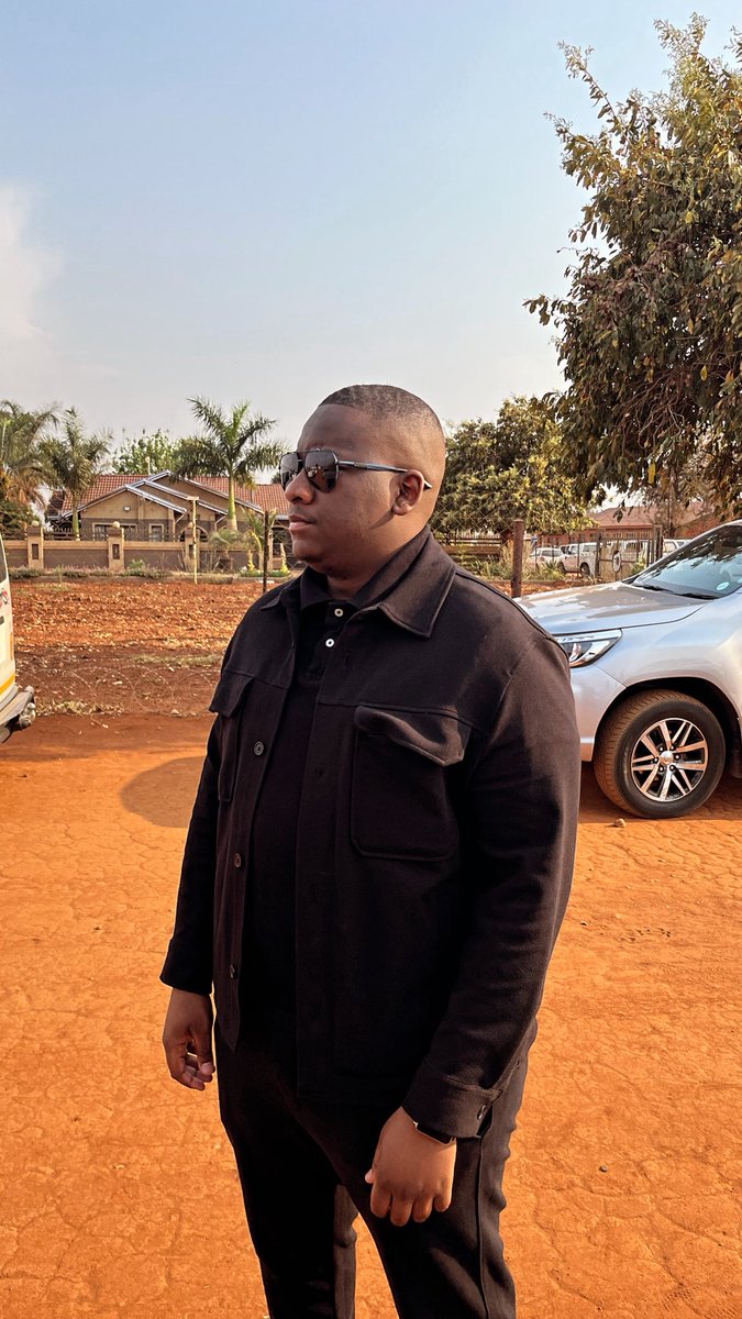 Just_prow tweet media