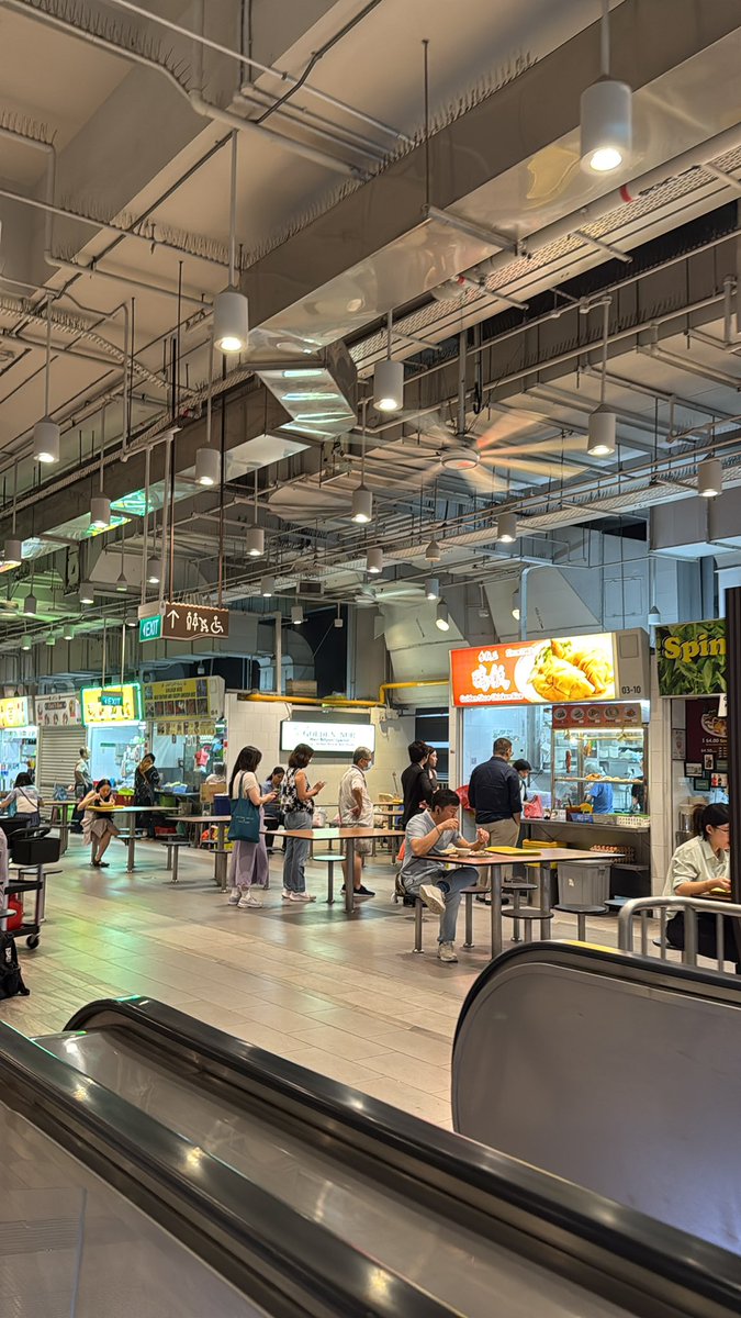 GomezCooks's tweet photo. Getting chicken rice for lunch. https://t.co/LgqyJW4XEI
