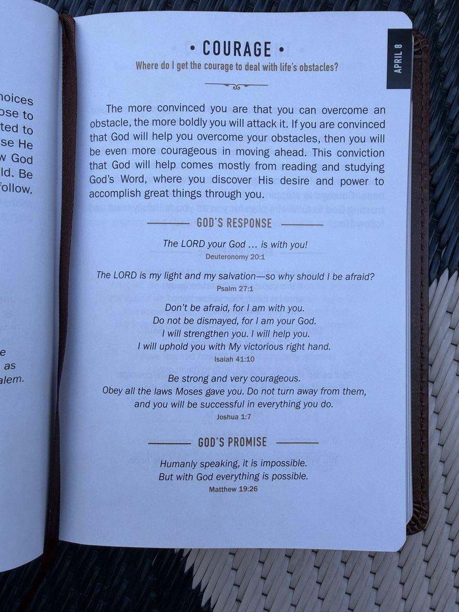 𝕎𝕒𝕧𝕖𝕪 tweet media