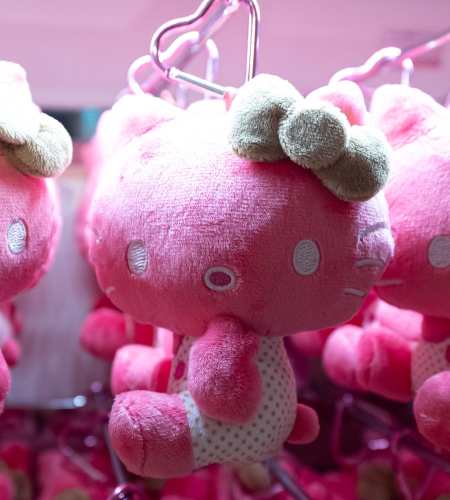 Fashion Press tweet media