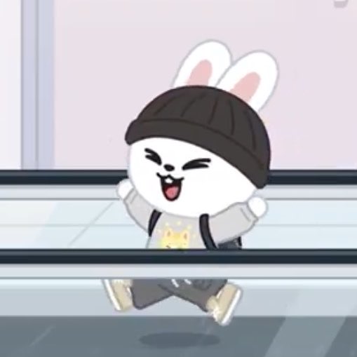 Mia !! 👻 tweet media