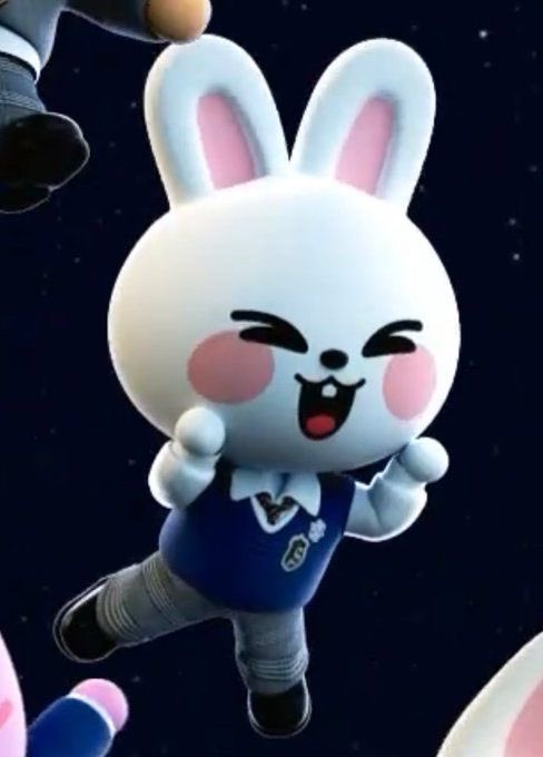 Mia !! 👻 tweet media