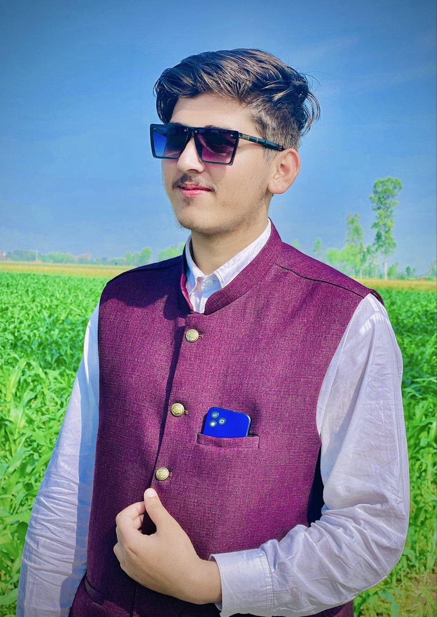 SyedWajdanAli0's tweet image. Inspired by the visionary leadership and unmatched 'Shehbaz Speed' of Prime Minister Shehbaz Sharif. As a young entrepreneur, I believe that consistent hard work and a result-oriented approach are the only ways to lead Pakistan toward economic stability. #PakistanProgress #PMLN