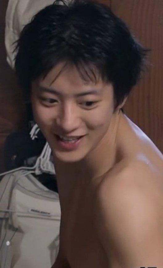 PCY BASE tweet media