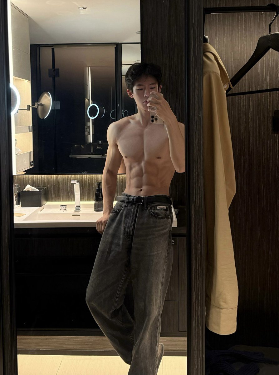 复活节代 tweet media